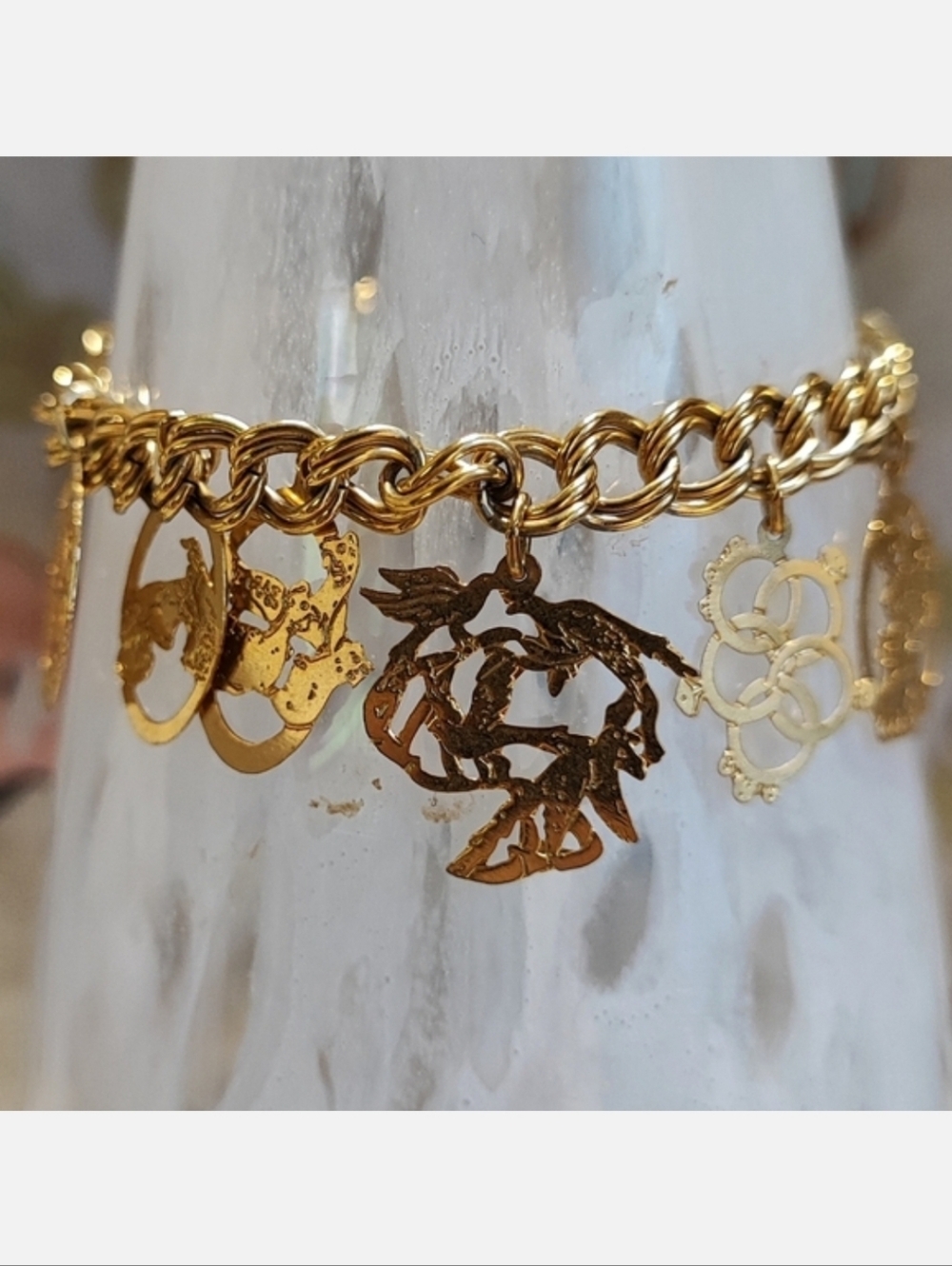 12 Twelve Days Of Christmas Gold Tone Plated Charm Holiday Bracelet